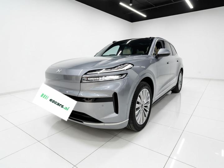 L90 2025 Ultra 6-Seater 85