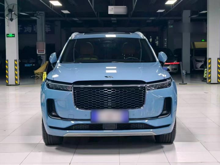 Li Auto ONE 2021 EREV 6-Seater photo 2
