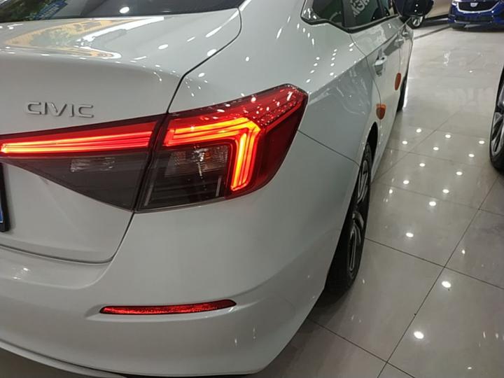 Civic 2023 240TURBO CVT photo 7