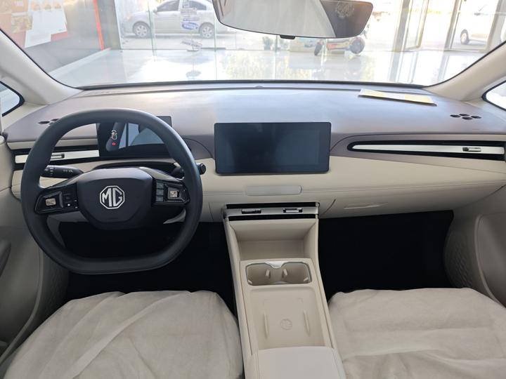 MG4 EV 2026 437 photo 7