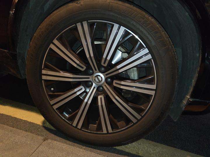 XC90 2020 T6 Luxury 7-Seater photo 8