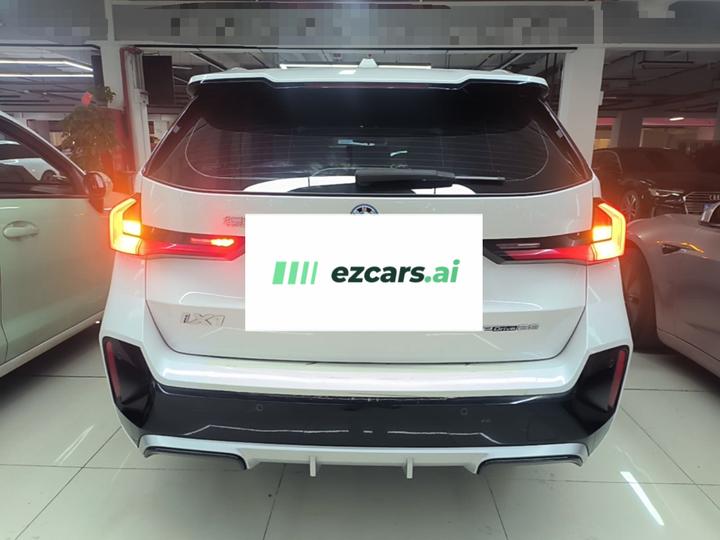 iX1 2023 eDrive25L M Sport Package photo 5