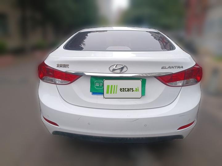 Elantra 2015 1.6L AT Leading photo 3