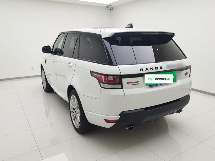 Range Rover Sport 2017 3.0 SC V6 HSE DYNAMIC photo 4