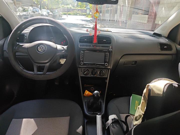 Polo 2014 1.4L MT photo 5