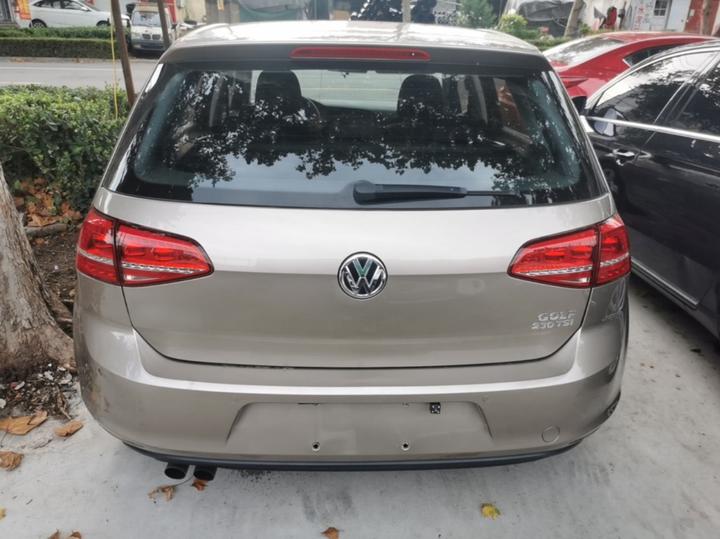 Golf 2016 230TSI AT Comfort photo 3