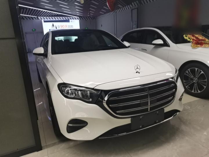 E-Class 2024 E 260 L 4MATIC photo 3