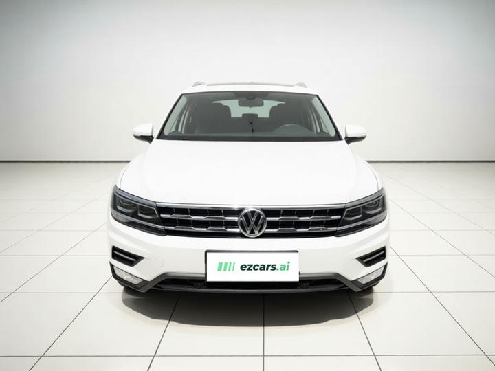 Tiguan L 2017 330TSI AT RWD Flagship photo 2