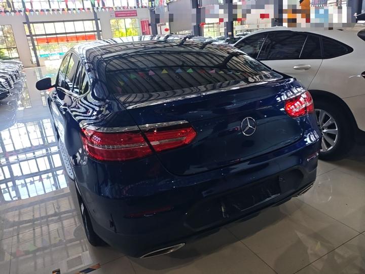 GLC Coupe 2018 GLC 200 4MATIC Coupe SUV photo 4