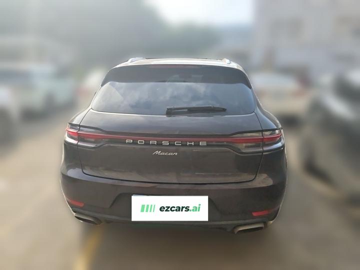2018 Macan 2.0T photo 5