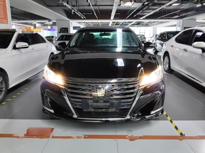 Crown 2018 2.0T Sport photo 2