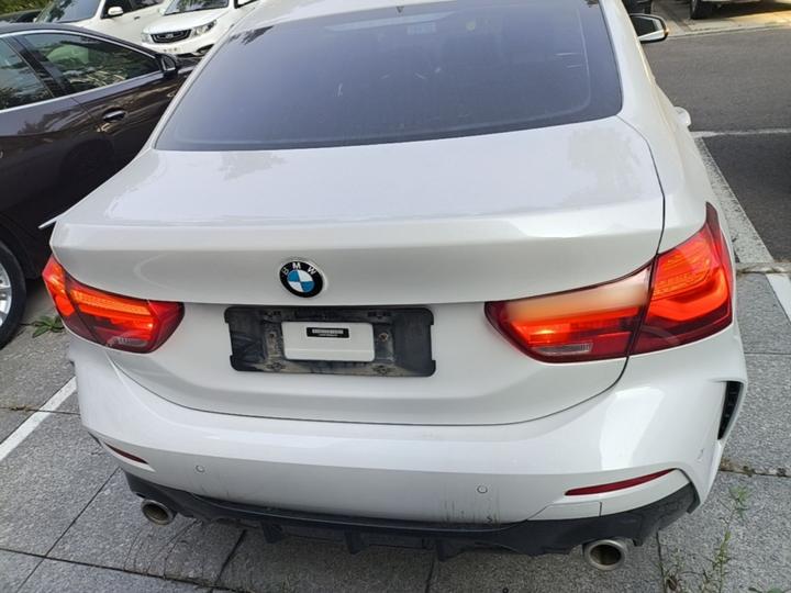 1 Series 2023 120i M Sport photo 5