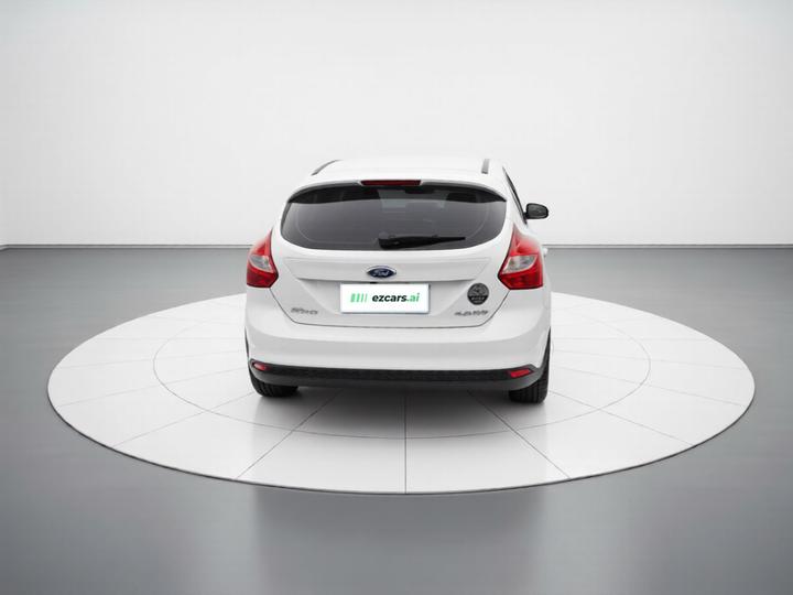 Focus 2012 Hatchback 1.6L AT Comfort photo 5
