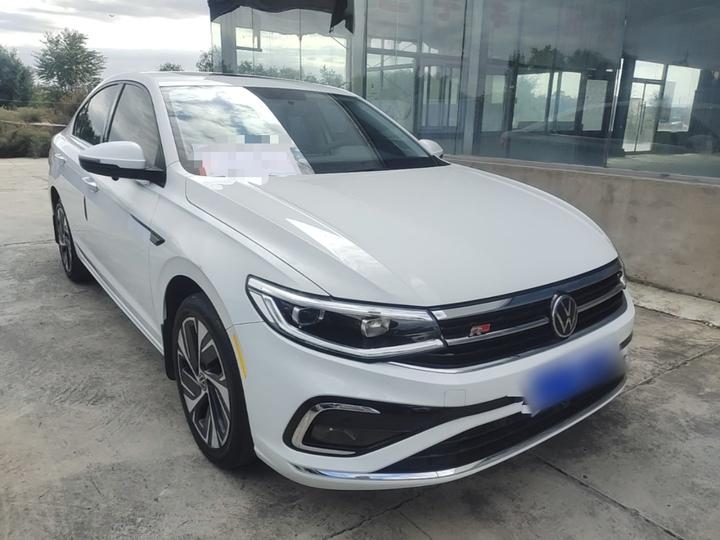 Bora 2023 200TSI DSGPRO photo 3