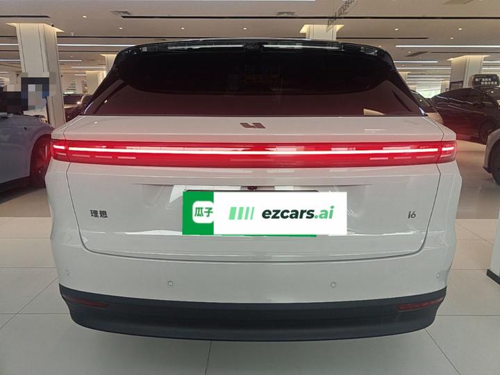 Li Auto i6 2025 AWD Standard photo 3