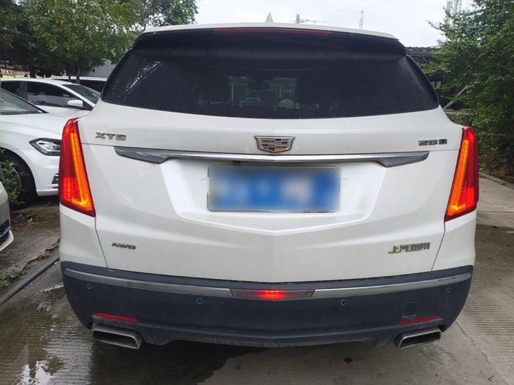 XT5 2016 28T AWD Luxury photo 3