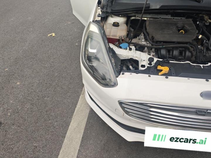 Escort 2019 Facelift 1.5L AT China VI photo 7