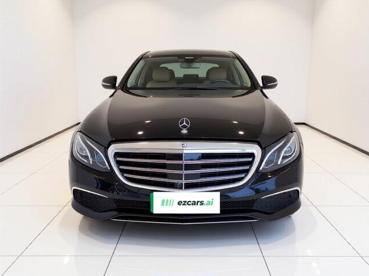 E-Class 2019 E 300 L Sport Fashion photo 2