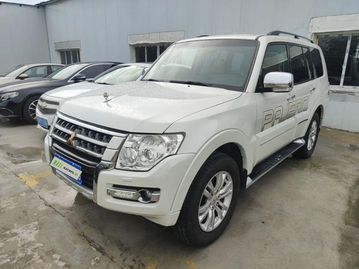 Pajero Parallel Import