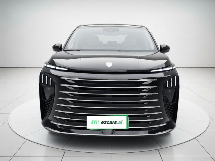 V9 2026 200km Luxury photo 2