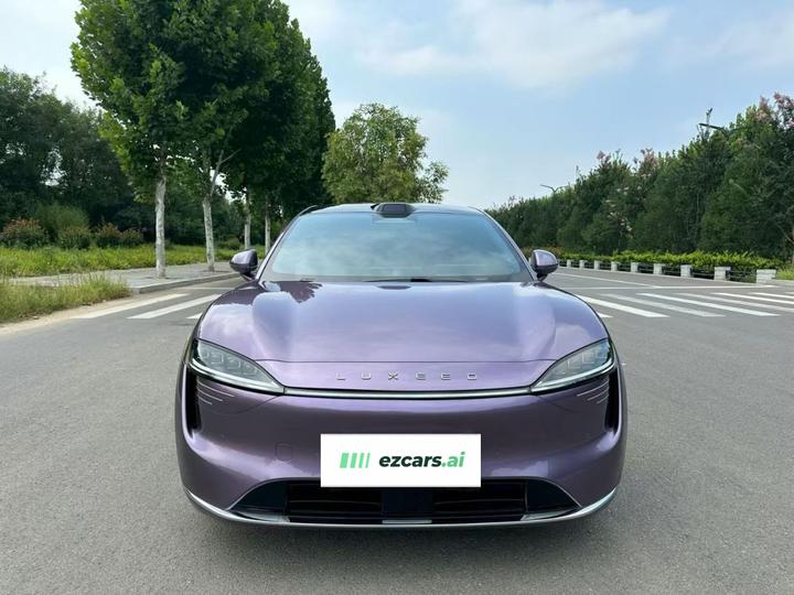 HIMA Luxeed R7 2024 EV 736km UItra photo 2