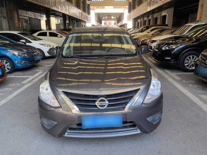 2015 1.5XE CVT Comfort photo 2