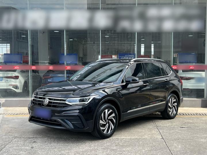 Tiguan L 2024 300TSI AT RWD Smart photo 6