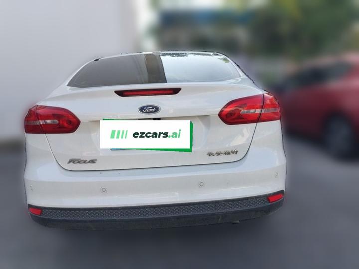 Focus 2017 Sedan 1.6L AT Fashion photo 5