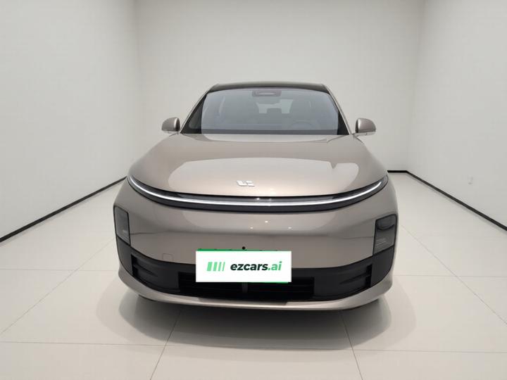 Li Auto L6 2024 Pro photo 2