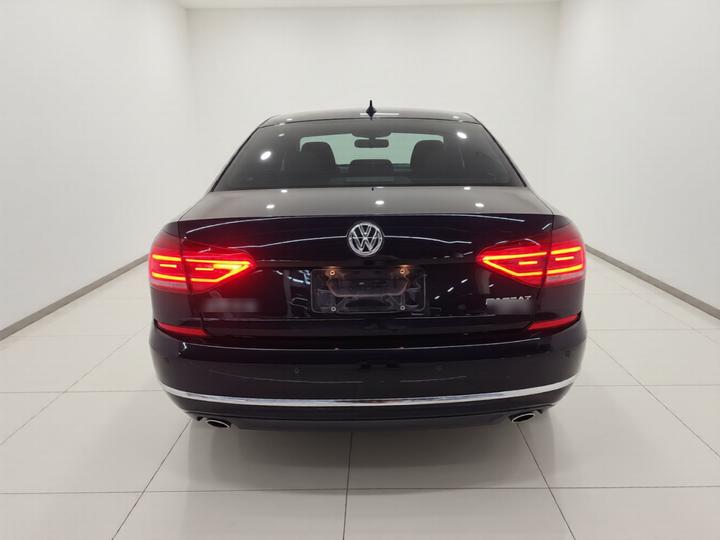 Passat 2017 330TSI DSG photo 3