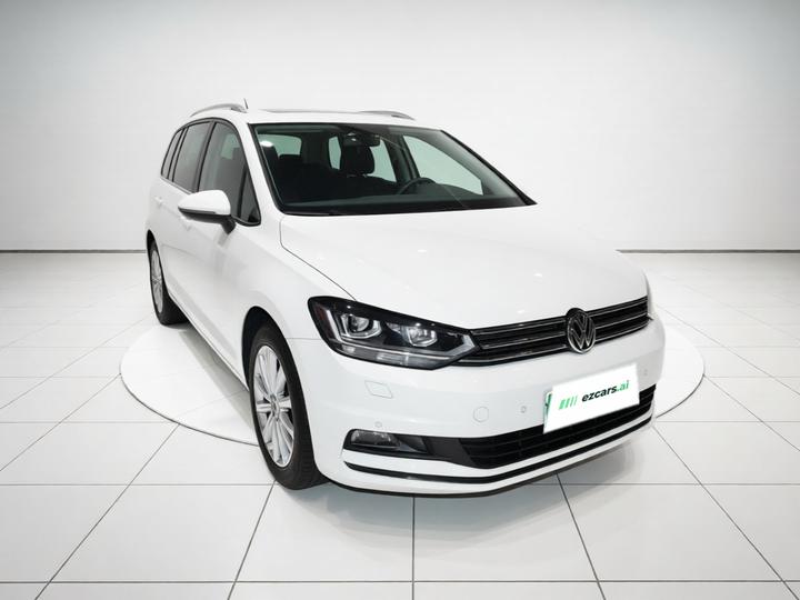 2018 L 280TSI DSG 7-Seater photo 3