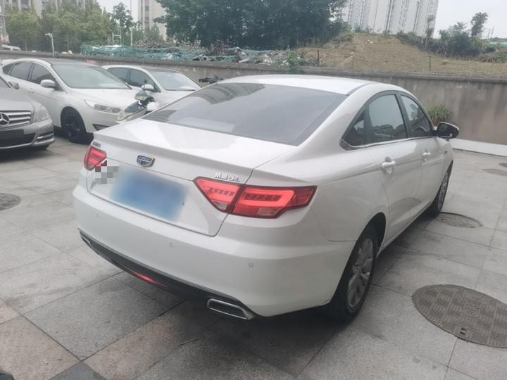 Emgrand GL 2017 1.3T MT Elite photo 4