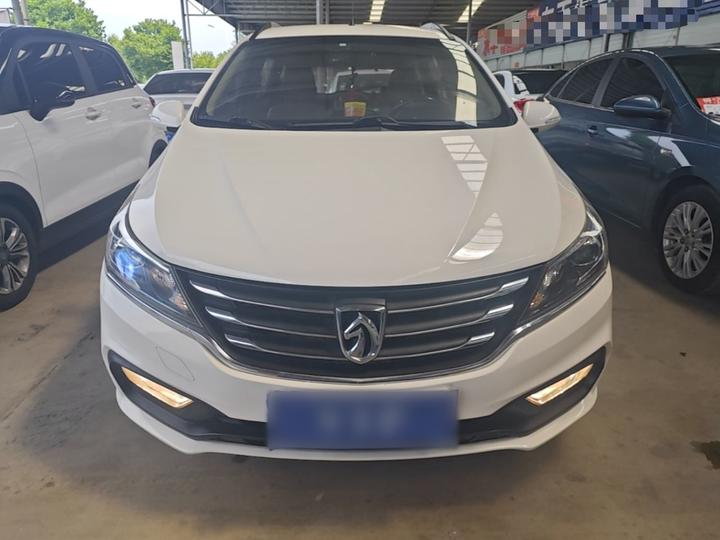 310W 2017 1.5L MT Fashion China V photo 2