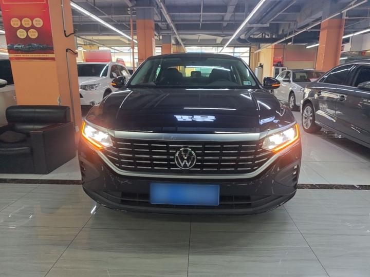 Passat 2023 Facelift 280TSI Business photo 2