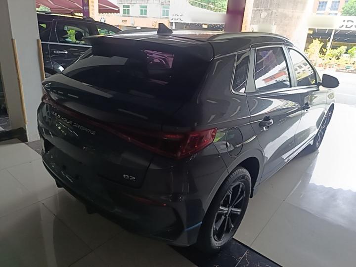 e2 2020 Upgraded Range Luxury photo 4