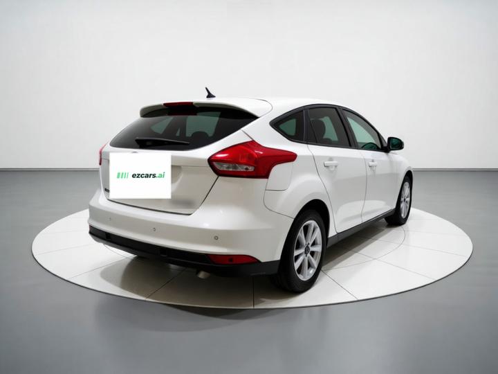 Focus 2015 Hatchback 1.6L AT photo 6