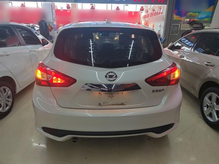 Tiida 2021 1.6L CVT photo 5