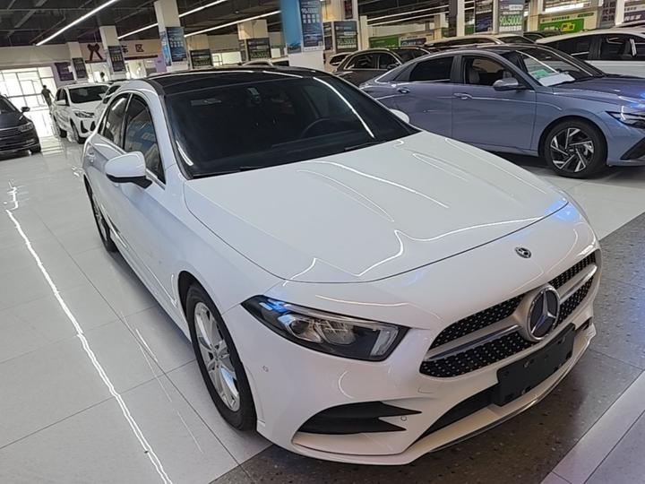 A-Class 2019 A 200 L Sport photo 3