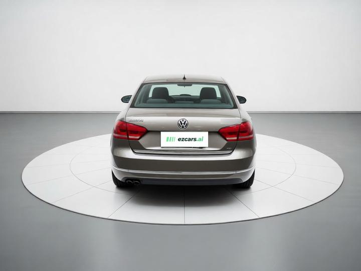 Passat 2014 1.8TSI DSG photo 5