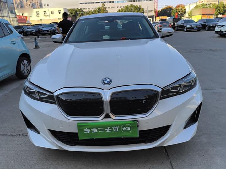 i3 2024 eDrive 35 L photo 2