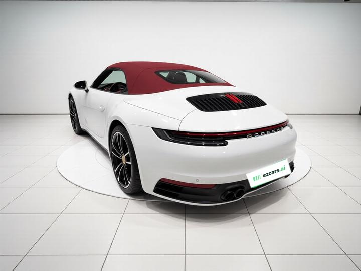 911 2022 Carrera Cabriolet 3.0T photo 4