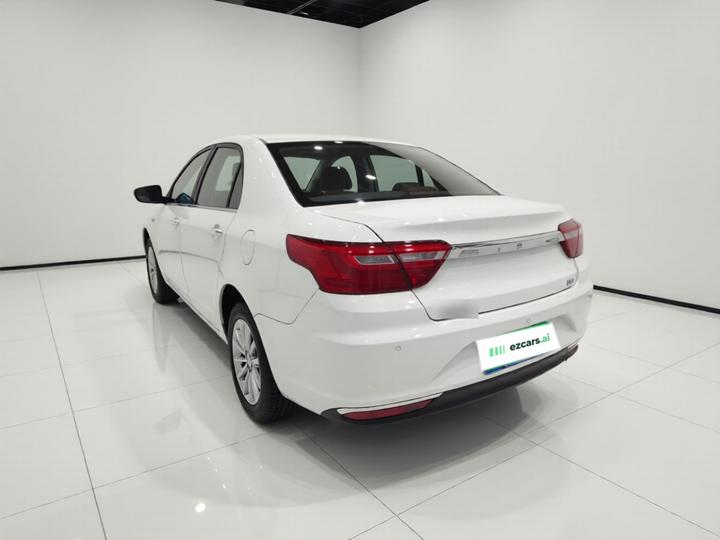 Vision 2019 Upgraded 1.5L MT Luxury China VI photo 4