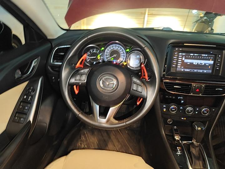 Atenza 2014 2.0L Luxury photo 6