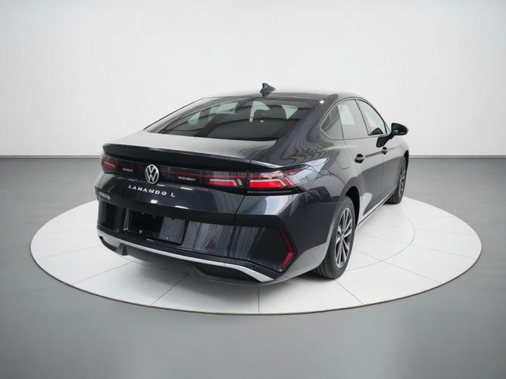 2026 Lamando L 300TSI photo 6