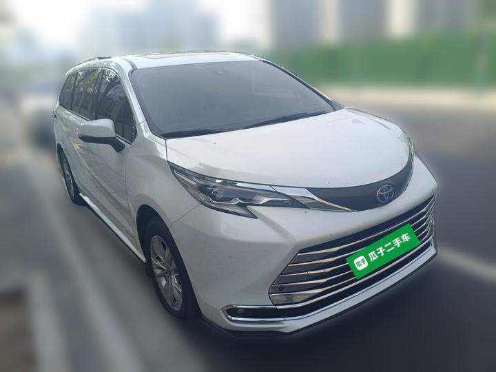 Sienna 2023 2.5L Hybrid Comfort photo 3