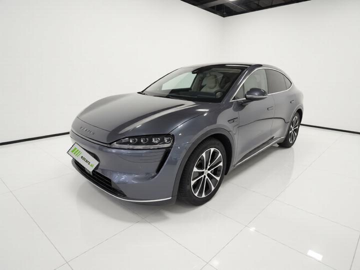 HIMA Luxeed R7 2024 EV 802km Max