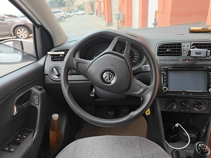 Polo 2014 1.4L MT photo 7
