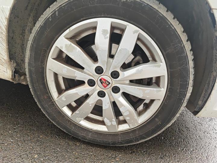 350 2014 1.5L MT photo 8