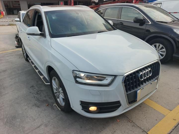 Q3 2015 35 TFSI Comfort photo 3