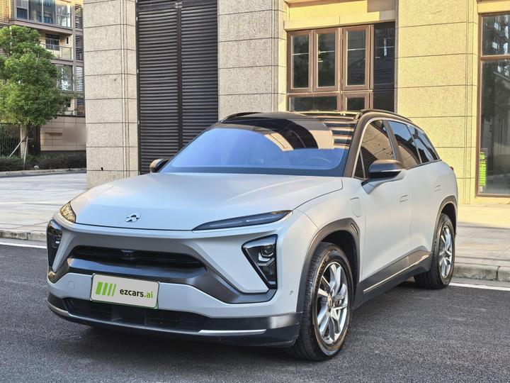 ES6 2020 600KM Sport